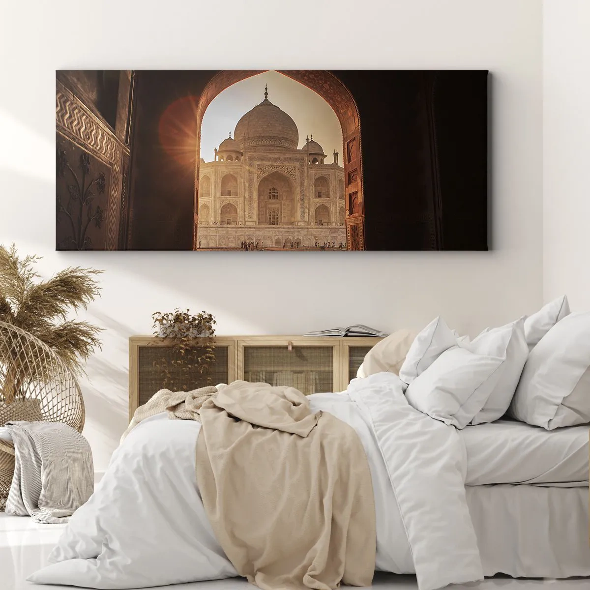 Tablou pe pânză - Un monument al iubirii nepământene - 100x40 cm
