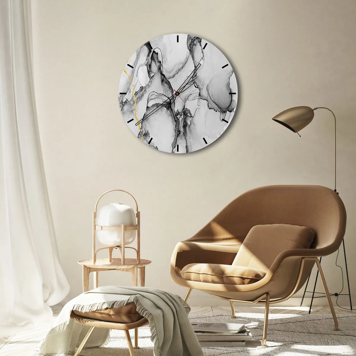 Ceas de perete - Ceas pe sticlă - O compoziție abstractă în nuanțe de gri cu o notă aurie. - 30x30cm - Compoziție cu motiv auriu - Decorațiune modernă pentru perete pentru living, bucătărie și dormitor ARTTOR