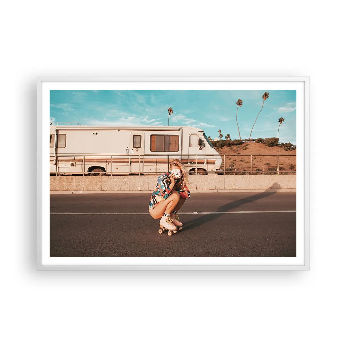 Poster în ramă albă - Zâmbiți, vă rog! - 100x70 cm