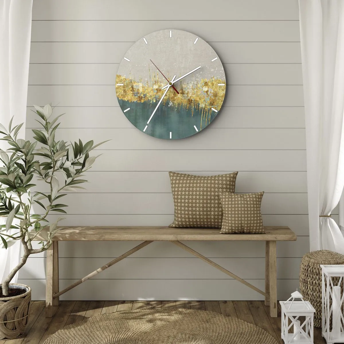 Ceas de perete - Ceas pe sticlă - O linie abstractă aurie care separă fundalul de verdeață - 30x30cm - Frontiera de aur - Decorațiune modernă pentru perete pentru living, bucătărie și dormitor ARTTOR