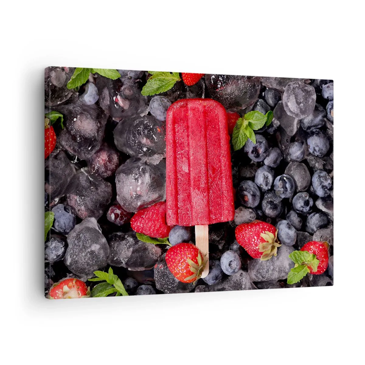 Tablou pe pânză Canvas - Înghețată roșie înconjurată de fructe și gheață - 70x50cm - Umbra unei veri fierbinți - Decorațiune modernă pentru perete pentru living și dormitor ARTTOR