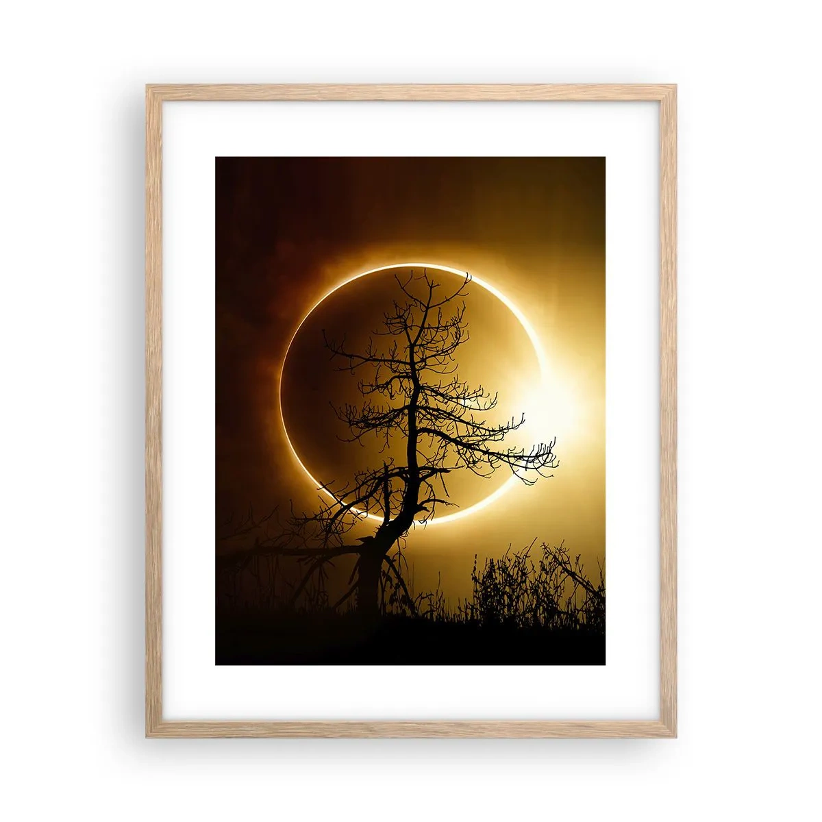 Poster în ramă de stejar deschis - Eclipsă totală - 40x50 cm