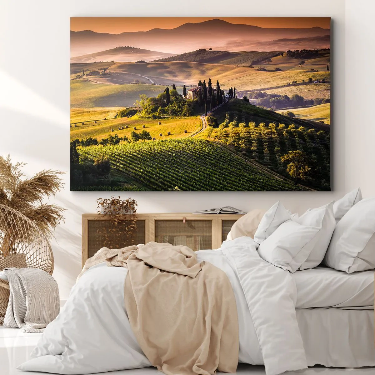 Tablou pe pânză Canvas - Peisaj toscan cu podgorii și o casă pe un deal - 70x50cm - Arcadia - peisaj toscan - Decorațiune modernă pentru perete pentru living și dormitor ARTTOR