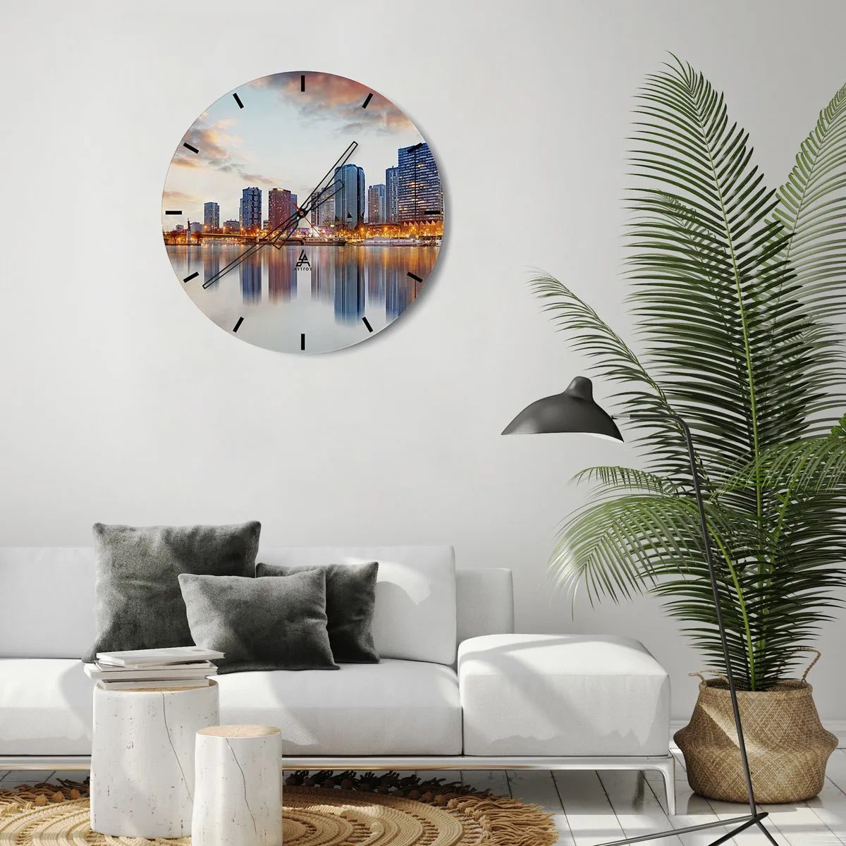 Ceas de perete - Ceas pe sticlă - Panoramă a orașului cu reflexie în apă - 30x30cm - Calmul monumental al Parisului - Decorațiune modernă pentru perete pentru living, bucătărie și dormitor ARTTOR