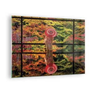 Tablou pe sticlă - O femeie într-un kimono cu o umbrelă pe fundalul unui peisaj de toamnă, reflectat în apă. - 70x50cm - În templul naturii - Decorațiune modernă pentru perete pentru living și dormitor ARTTOR