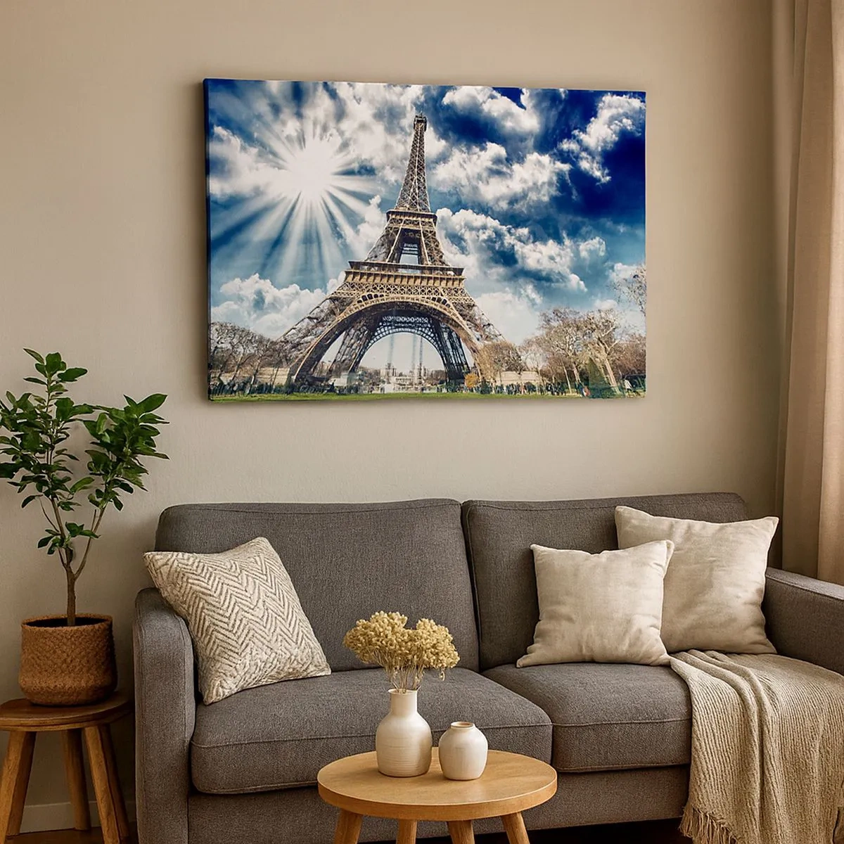 Tablou pe pânză Canvas - Turnul Eiffel pe un cer însorit cu nori - 70x50cm - Singura de acest fel sub soare - Decorațiune modernă pentru perete pentru living și dormitor ARTTOR