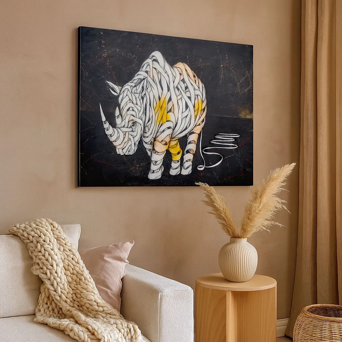 Tablou pe pânză Canvas - Un rinocer sculptat cu dungi abstracte pe un fundal întunecat. - 70x50cm - Rinocer cu piele delicată - Decorațiune modernă pentru perete pentru living și dormitor ARTTOR