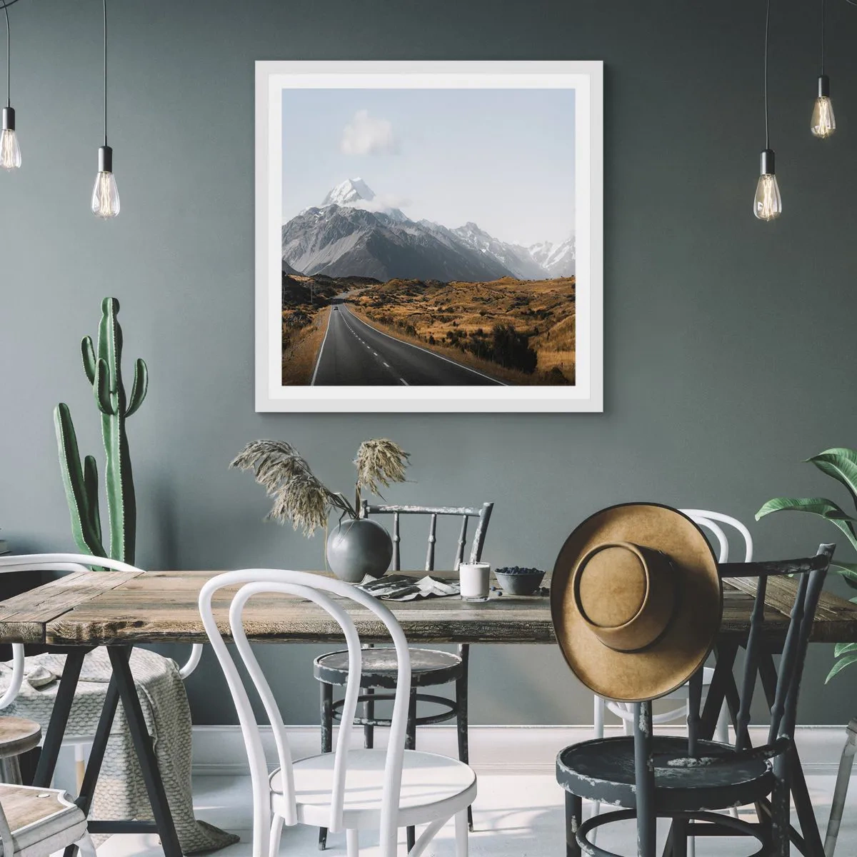 Poster în ramă albă - Drumul spre inima munților - 60x60 cm