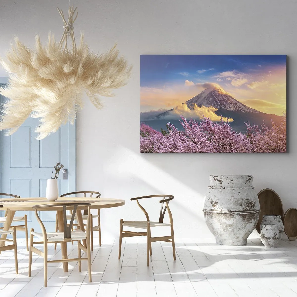 Tablou pe pânză Canvas - Muntele Fuji cu flori de cireș în fundal la apus - 70x50cm - Sfințenia japoneză - Decorațiune modernă pentru perete pentru living și dormitor ARTTOR