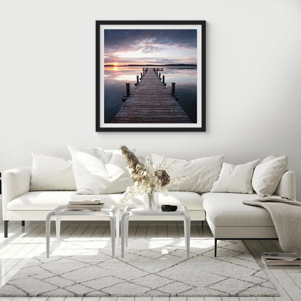 Poster în ramă neagră - Granița tăcută dintre zi și noapte - 60x60 cm