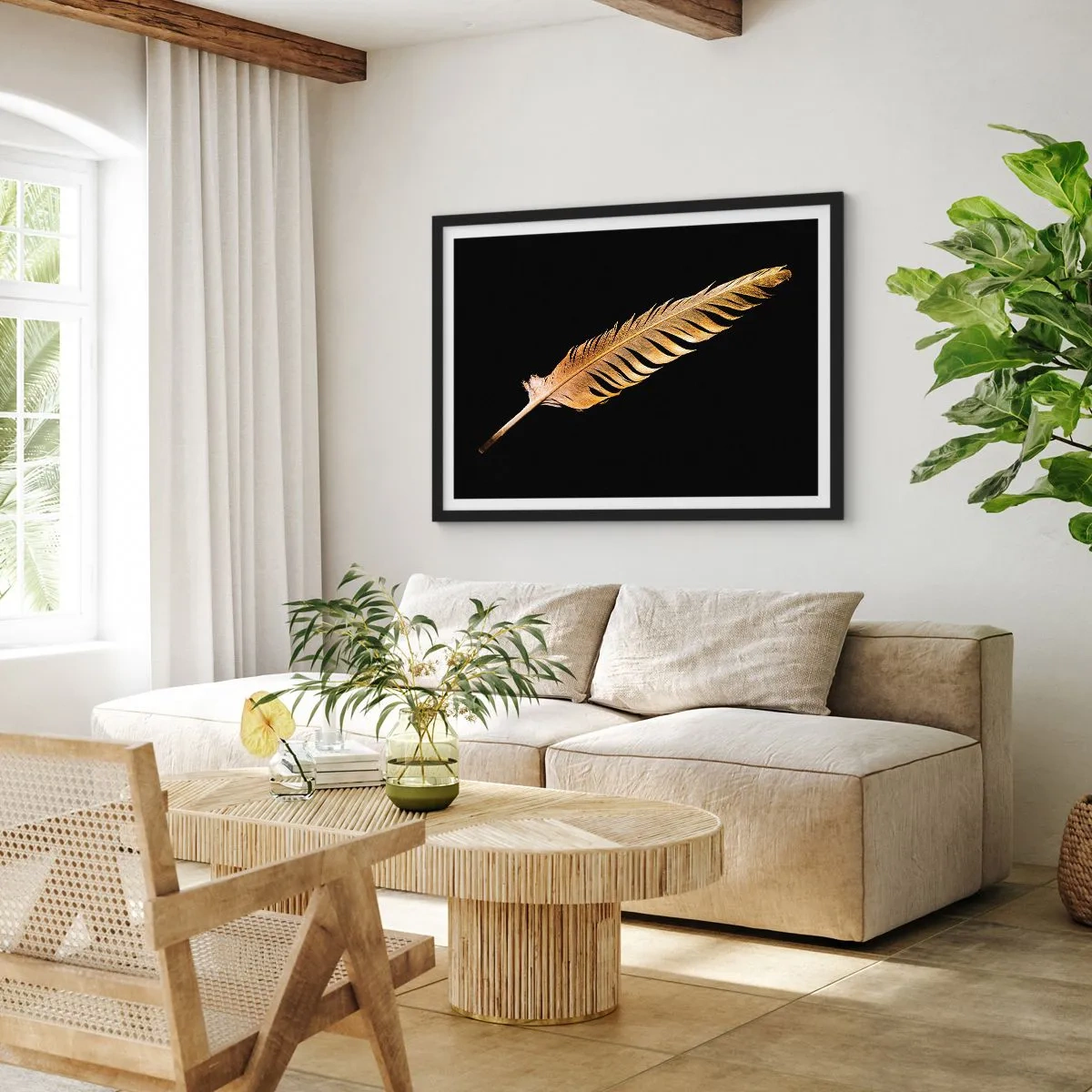 Poster în ramă neagră - Pană aurie perfectă - 40x30 cm