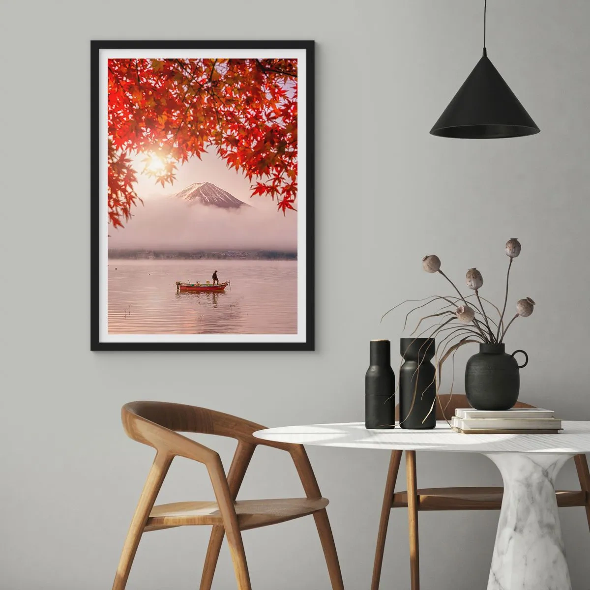 Poster în ramă neagră - Muntele Fuji cu o barcă pe un lac și frunze de toamnă - 50x70cm - În stil japonez - Decorațiune modernă pentru perete pentru living și dormitor ARTTOR