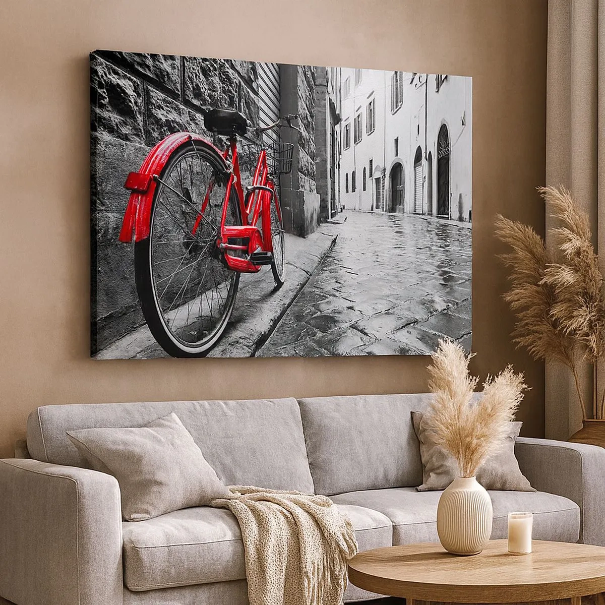 Tablou pe pânză Canvas - Bicicletă roșie pe o stradă alb-negru - 70x50cm - Adevărata frumusețe nu îmbătrânește - Decorațiune modernă pentru perete pentru living și dormitor ARTTOR