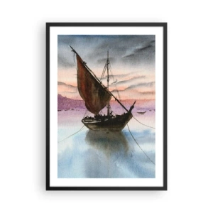 Poster în ramă neagră - O navă cu pânze pe ape calme în lumina apusului - 50x70cm - O seară în port - Decorațiune modernă pentru perete pentru living și dormitor ARTTOR