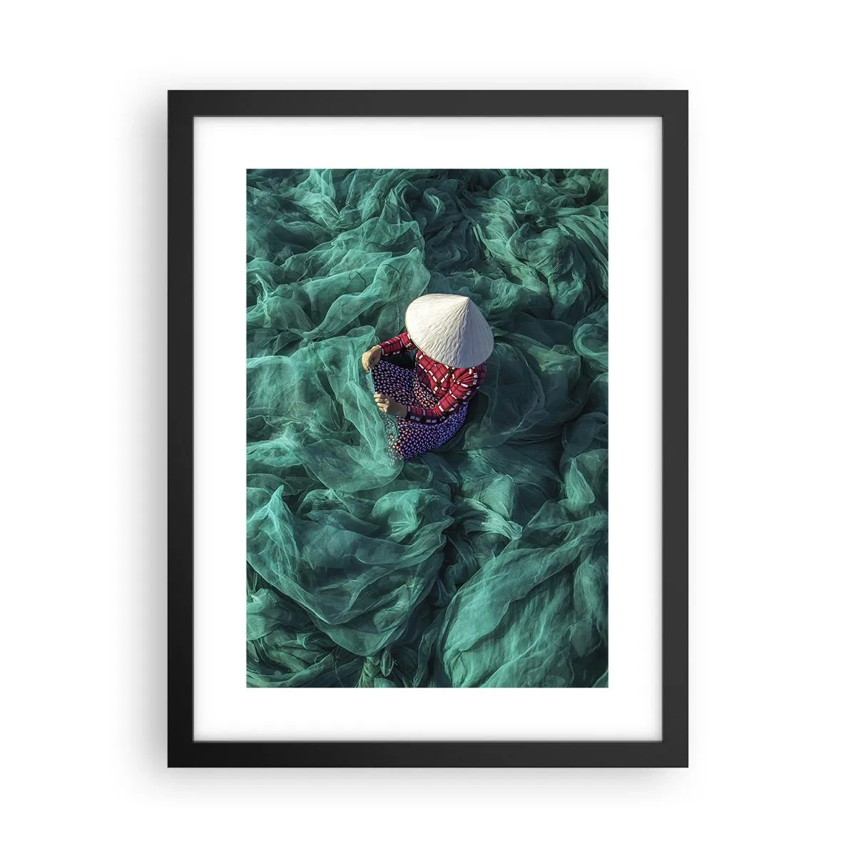 Poster în ramă neagră - Într-o mare de rețea - 30x40 cm
