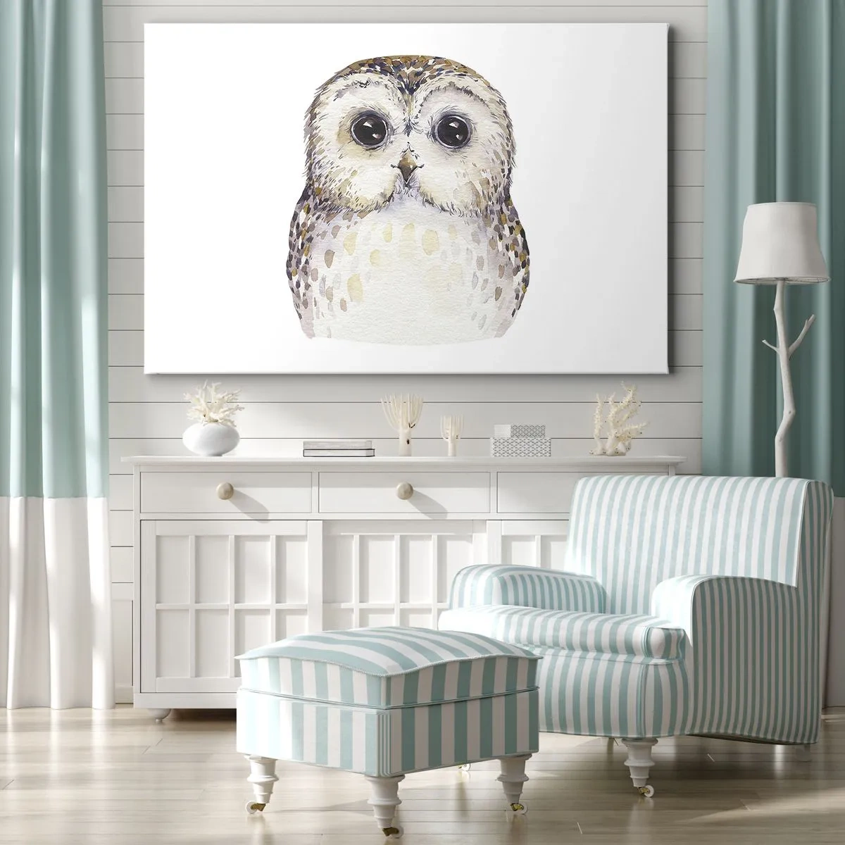 Tablou pe pânză Canvas - Portretul unei bufnițe pe un fundal deschis cu culori delicate - 70x50cm - Uită-te în ochii mei - Decorațiune modernă pentru perete pentru living și dormitor ARTTOR