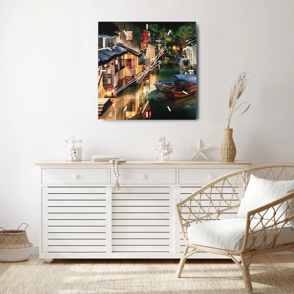 Ceas de perete - Ceas pe sticlă - O seară pe o stradă chinezească - 30x30 cm