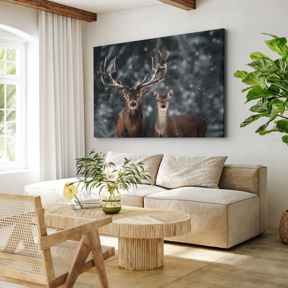 Tablou pe pânză Canvas - Cerb într-o pădure de iarnă acoperită de zăpadă - 70x50cm - Stăpânul pădurii și soția sa - Decorațiune modernă pentru perete pentru living și dormitor ARTTOR