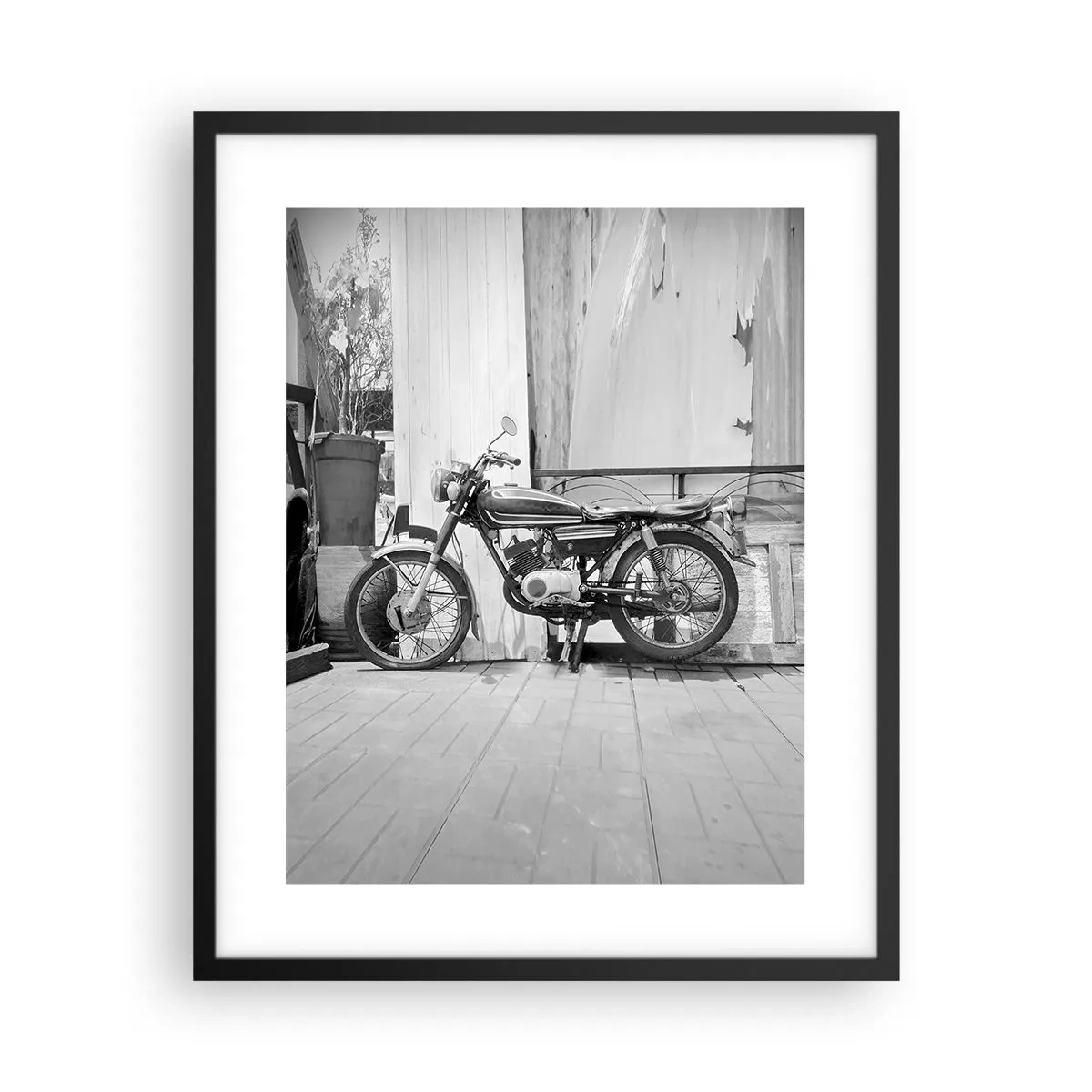 Poster în ramă neagră - Clasicul înainte de toate - 40x50 cm