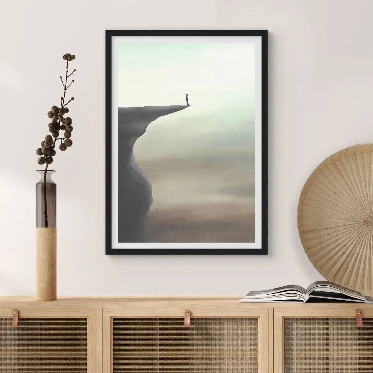 Poster în ramă neagră - Silueta unei femei care stă pe marginea unei stânci - 50x70cm - În sus, bineînțeles! - Decorațiune modernă pentru perete pentru living și dormitor ARTTOR