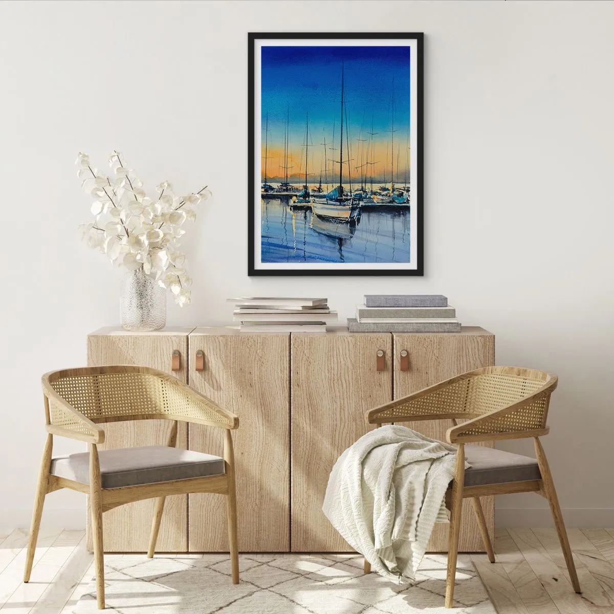 Poster în ramă neagră - O scenă picturală cu pânze într-un port la apus - 50x70cm - Sfârșitul unei zile bune - Decorațiune modernă pentru perete pentru living și dormitor ARTTOR