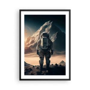 Poster în ramă neagră - Astronautul de pe o planetă extraterestră în lumina stelelor - 50x70cm - O nouă provocare - Decorațiune modernă pentru perete pentru living și dormitor ARTTOR