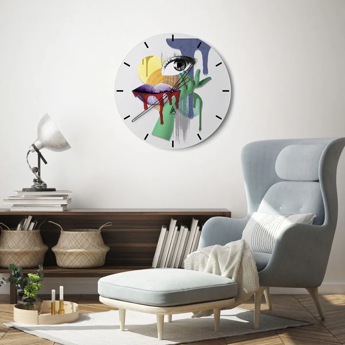 Ceas de perete - Ceas pe sticlă - Abstracție expresivă cu un ochi, o gură și elemente colorate - 30x30cm - Portret deconstruit - Decorațiune modernă pentru perete pentru living, bucătărie și dormitor ARTTOR