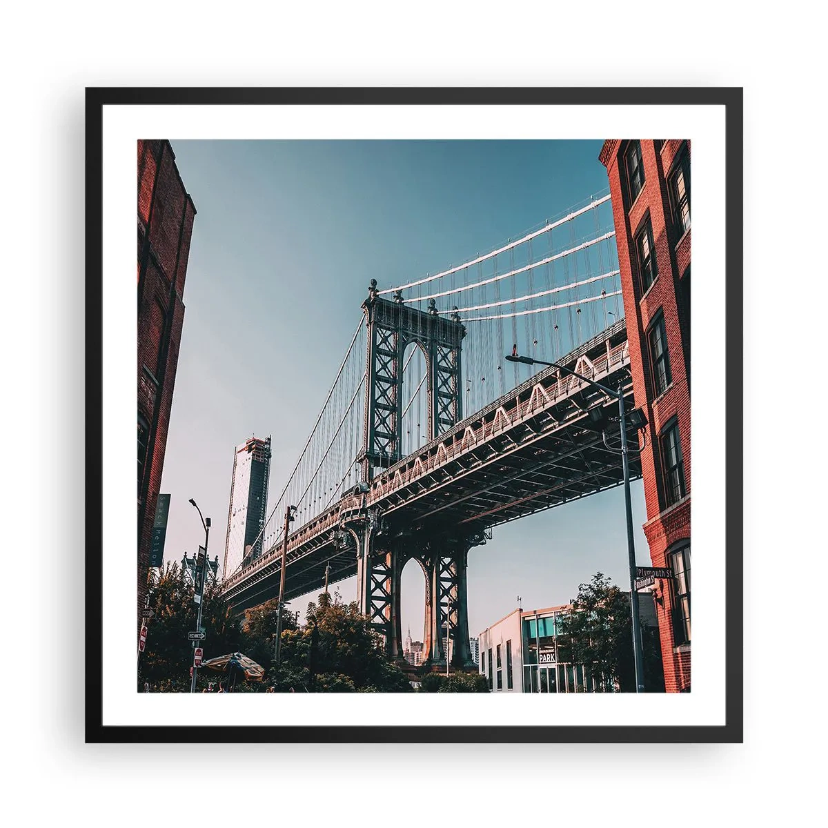 Poster în ramă neagră - În valurile orașului - 60x60 cm