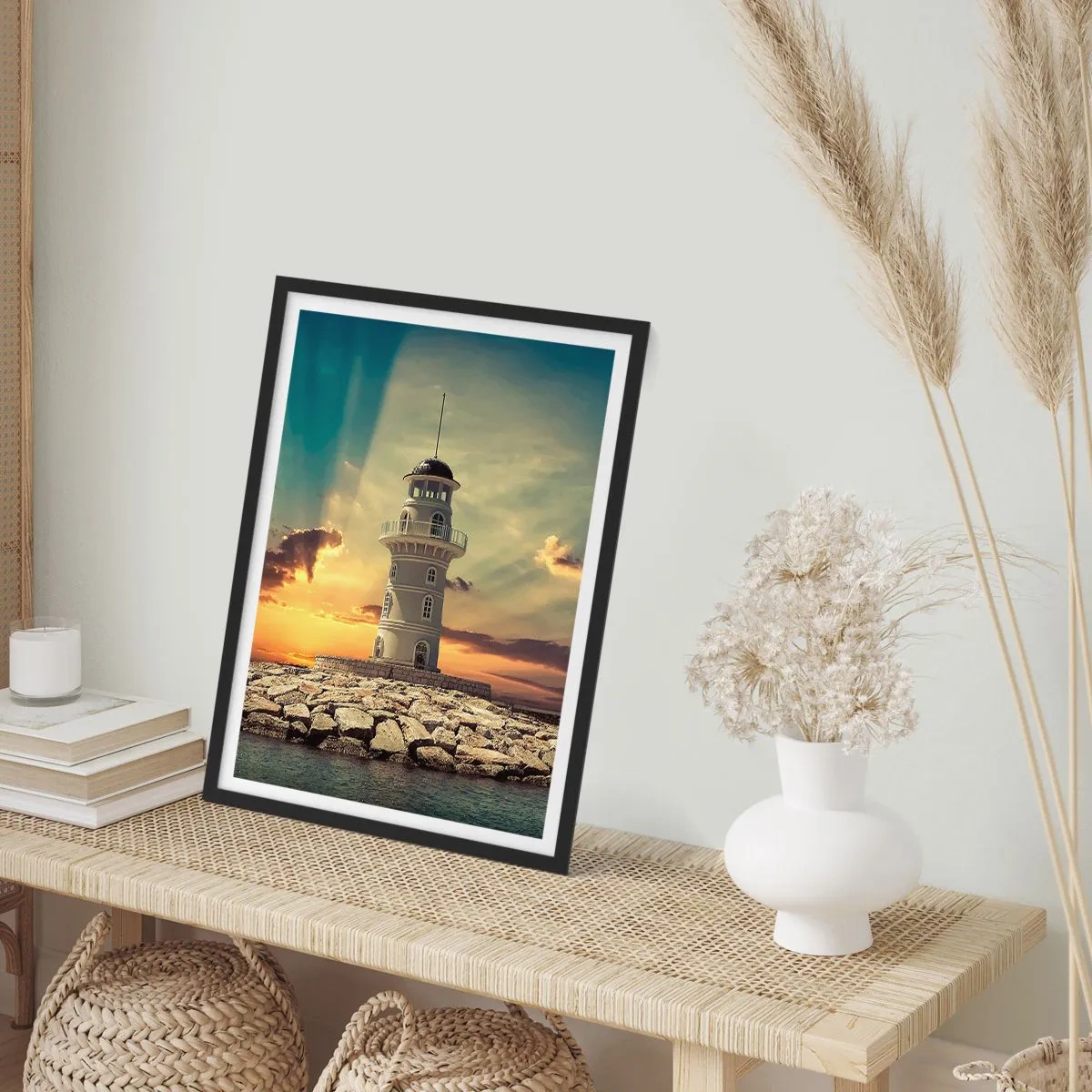 Poster în ramă neagră - Farul la apus - 50x70cm - Lumină - Bunătate - Frumusețe - Decorațiune modernă pentru perete pentru living și dormitor ARTTOR