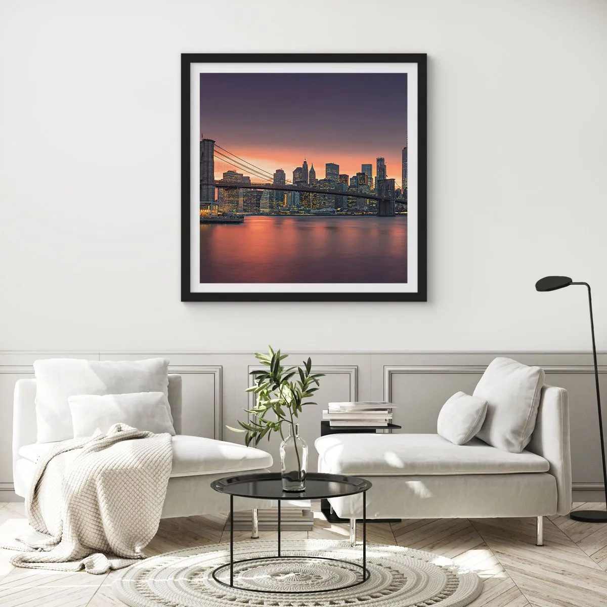 Poster în ramă neagră - Scufundate în tăcerea liliachie - 40x40 cm