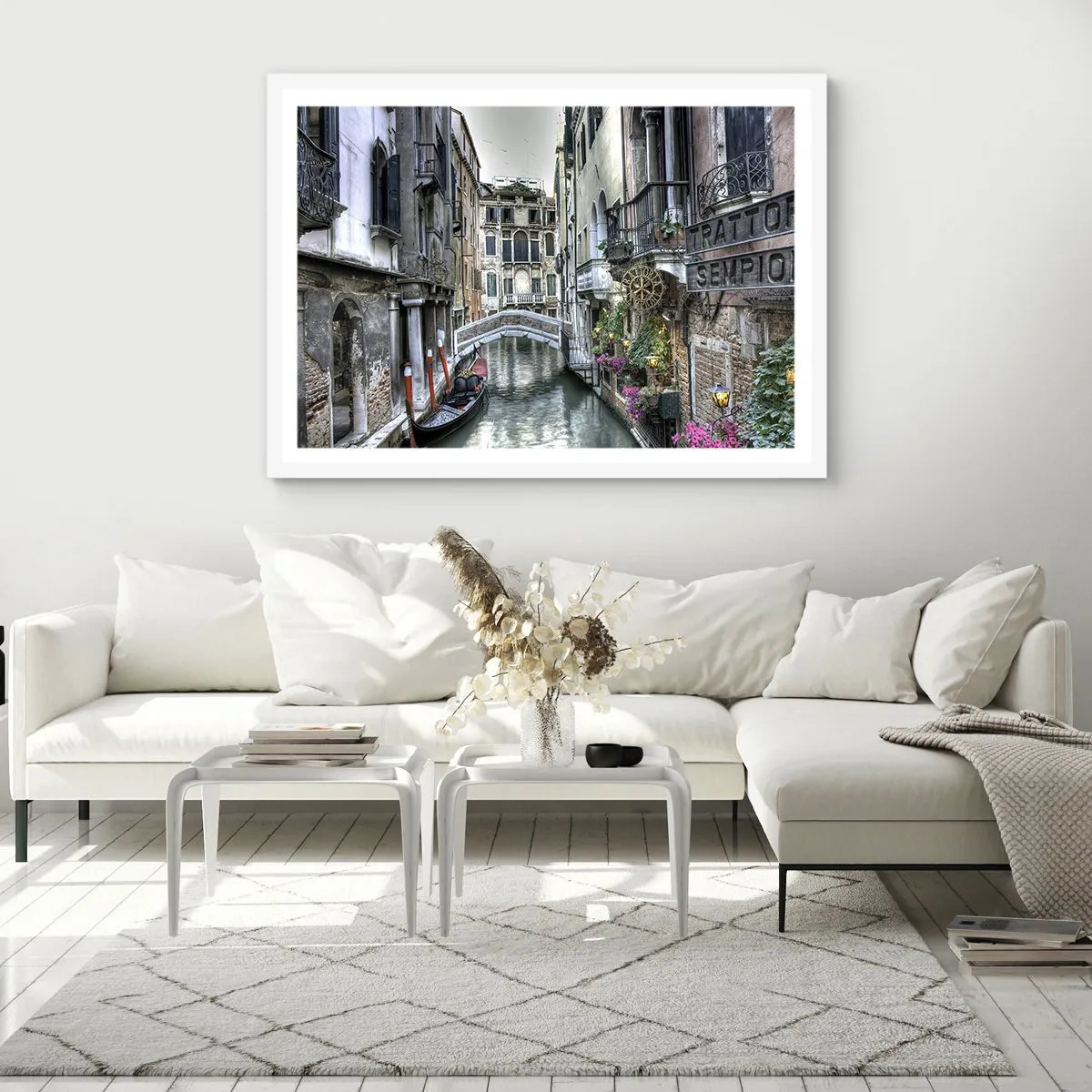 Poster în ramă albă - Timp de secole în reverie tăcută - 91x61 cm