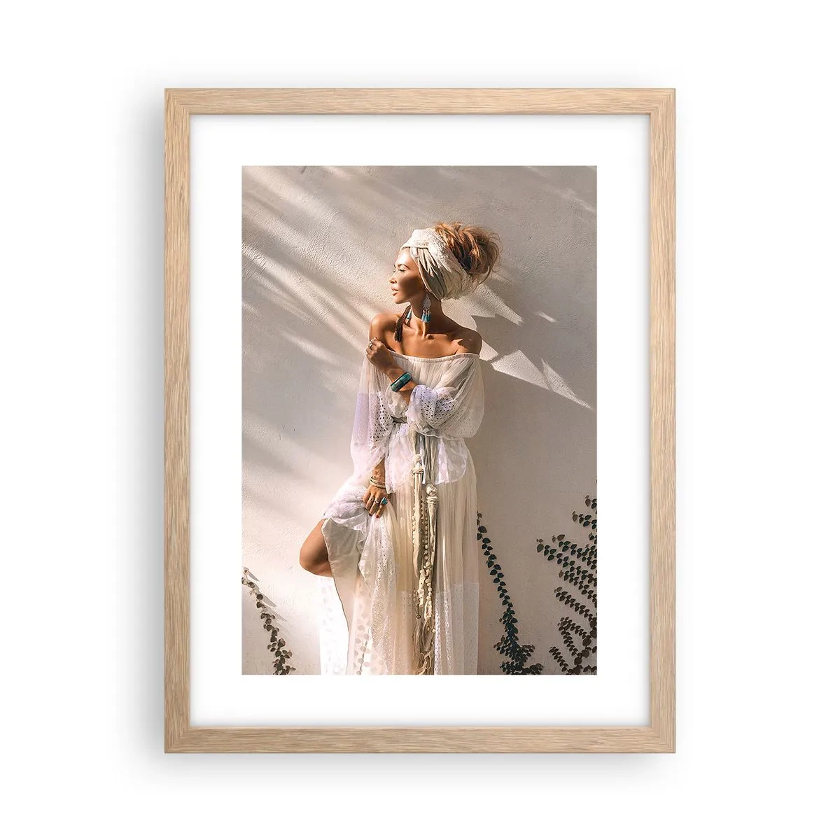 Poster în ramă de stejar deschis - Soarele și fata - 30x40 cm