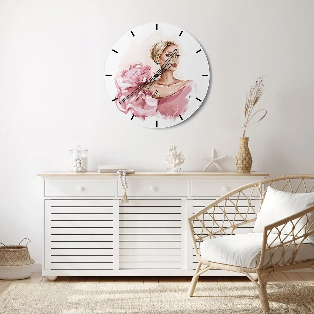 Ceas de perete - Ceas pe sticlă - Portret stilizat al unei femei într-o rochie roz pe fundal alb - 30x30cm - Așa cum a fost pictată... - Decorațiune modernă pentru perete pentru living, bucătărie și dormitor ARTTOR