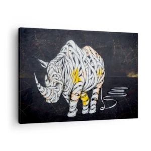 Tablou pe pânză Canvas - Un rinocer sculptat cu dungi abstracte pe un fundal întunecat. - 70x50cm - Rinocer cu piele delicată - Decorațiune modernă pentru perete pentru living și dormitor ARTTOR