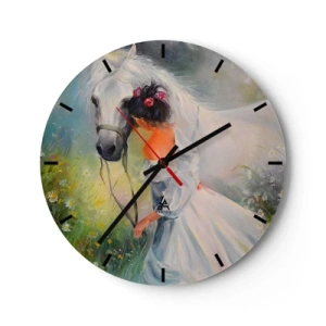 Ceas de perete - Ceas pe sticlă - O femeie într-o rochie albă cu un cal alb într-o pajiște - 30x30cm - Ca dintr-un vis frumos - Decorațiune modernă pentru perete pentru living, bucătărie și dormitor ARTTOR