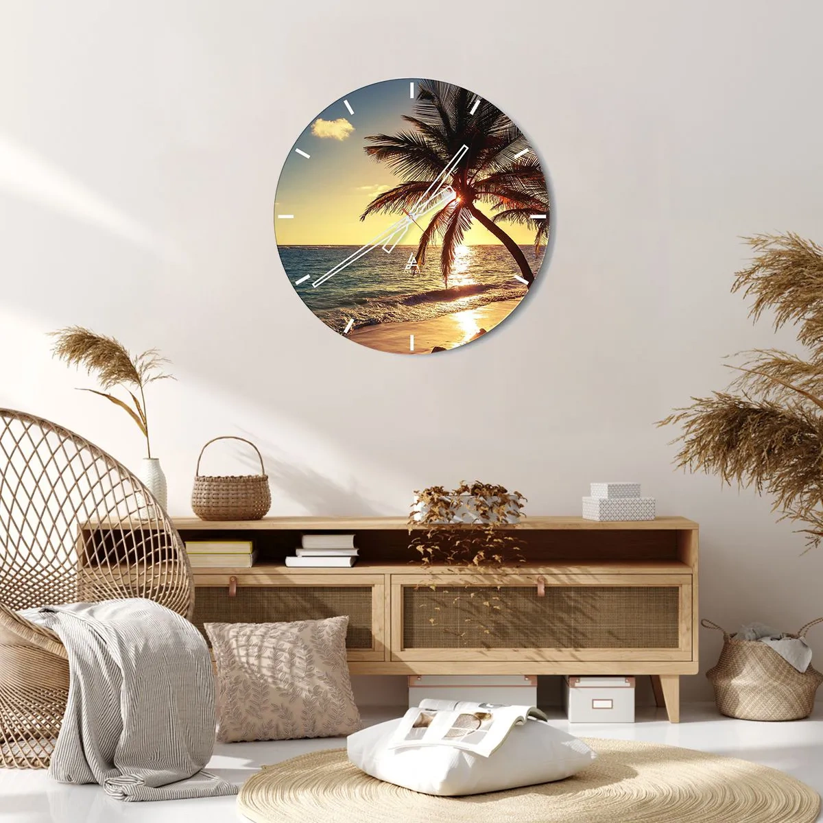 Ceas de perete - Ceas pe sticlă - Plaja cu palmieri la apus peste un ocean calm - 30x30cm - Vara sub palmieri - Decorațiune modernă pentru perete pentru living, bucătărie și dormitor ARTTOR