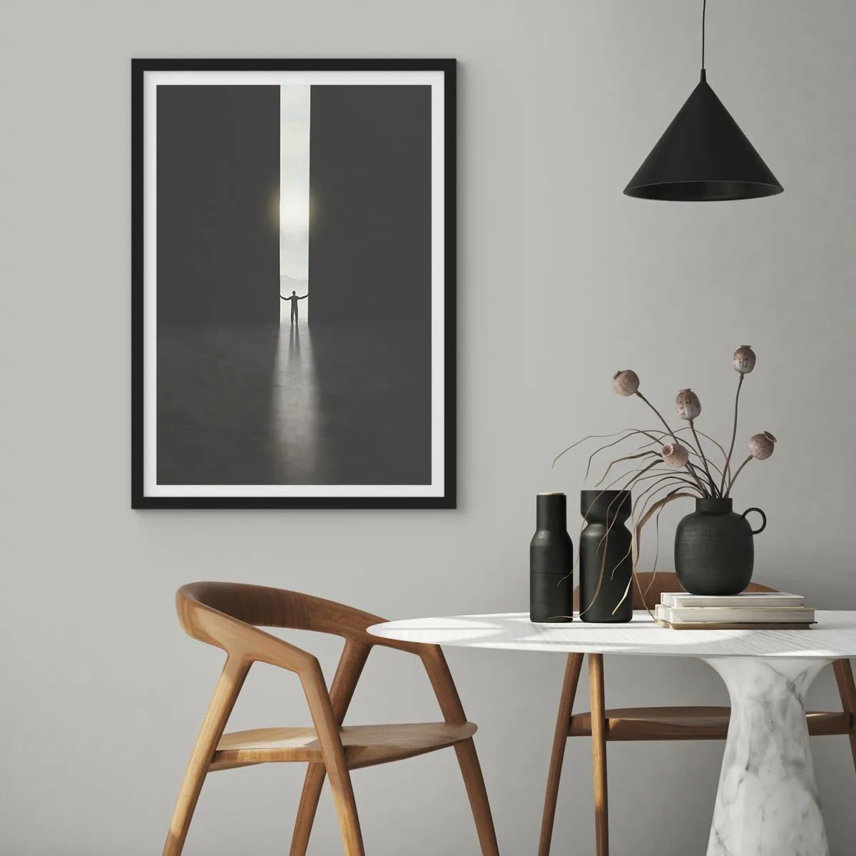 Poster în ramă neagră - Un bărbat stând în lumina unei crăpături într-un mediu întunecat - 50x70cm - Un pas spre un viitor luminos - Decorațiune modernă pentru perete pentru living și dormitor ARTTOR