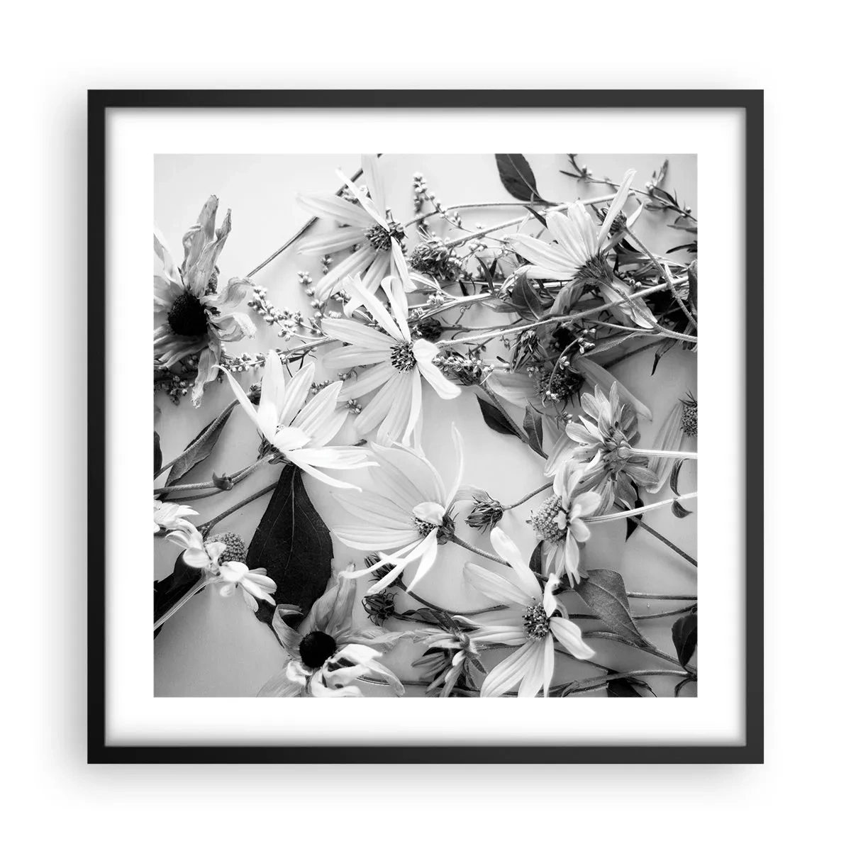 Poster în ramă neagră - Un altfel de buchet - 50x50 cm