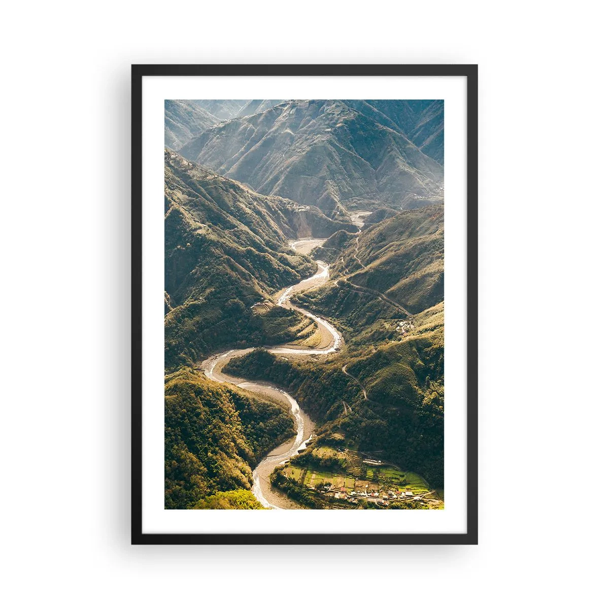 Poster în ramă neagră - O priveliște pitorească a râului care șerpuiește prin văile montane - 50x70cm - Direct din inima munților - Decorațiune modernă pentru perete pentru living și dormitor ARTTOR