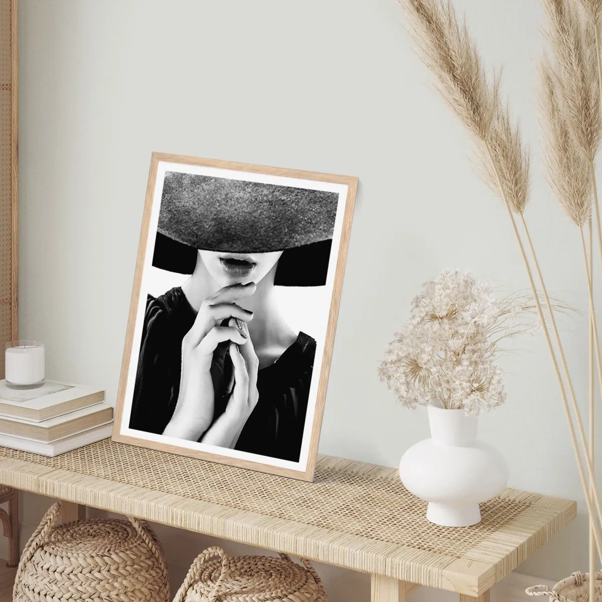 Poster în ramă de stejar deschis - Frumusețea ascunsă - 61x91 cm