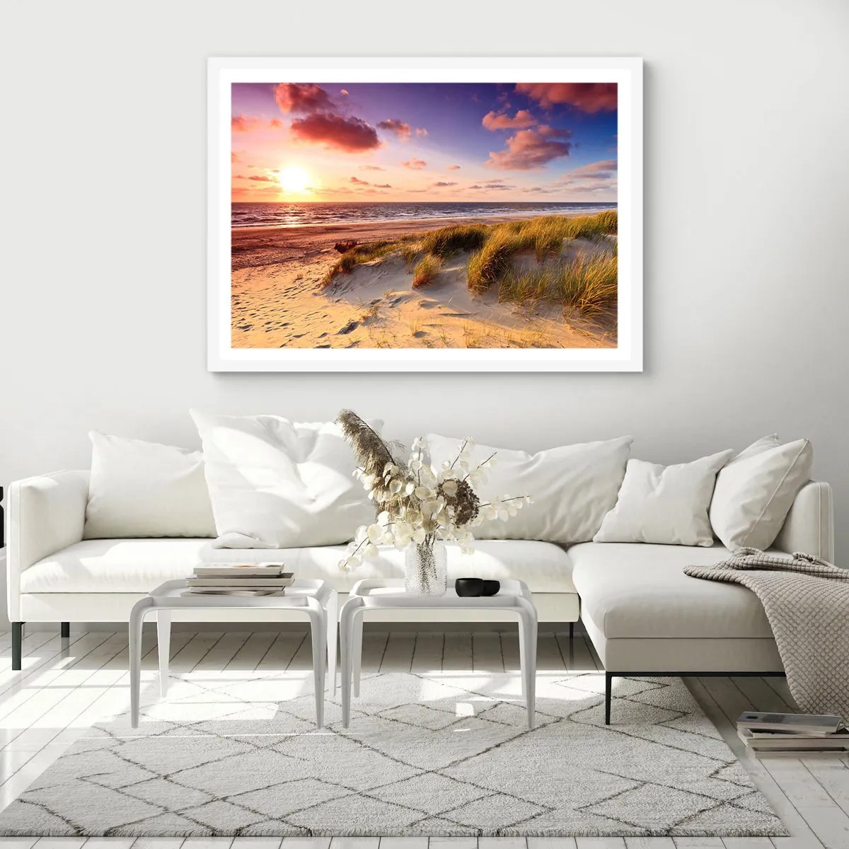Poster în ramă albă - Deja aerul de vară miroase - 91x61 cm