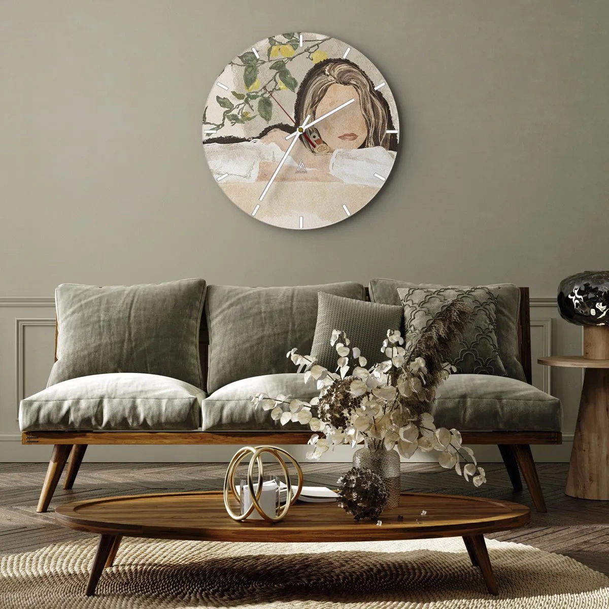 Ceas de perete - Ceas pe sticlă - O femeie cu părul lung în fața unui lămâi - 30x30cm - Frumusețea sudului - Decorațiune modernă pentru perete pentru living, bucătărie și dormitor ARTTOR