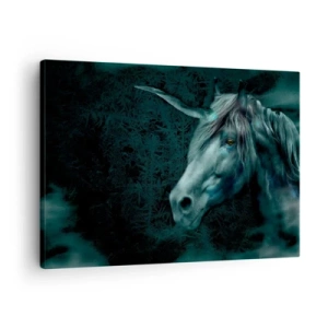 Tablou pe pânză Canvas - Un unicorn magic într-o pădure misterioasă și întunecată, cu culori fantastice. - 70x50cm - Într-o pădure de basm - Decorațiune modernă pentru perete pentru living și dormitor ARTTOR