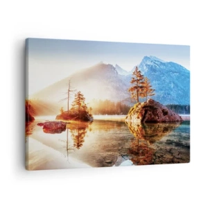 Tablou pe pânză Canvas - Un lac cu insule și munți în fundal la răsăritul soarelui - 70x50cm - Natura într-o nouă lumină - Decorațiune modernă pentru perete pentru living și dormitor ARTTOR