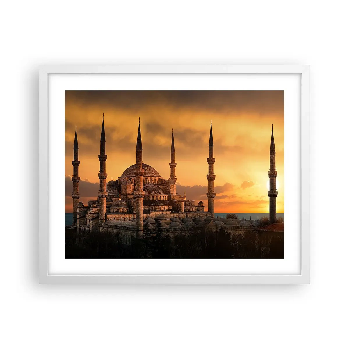 Poster în ramă albă - Dumnezeu este mare - 50x40 cm