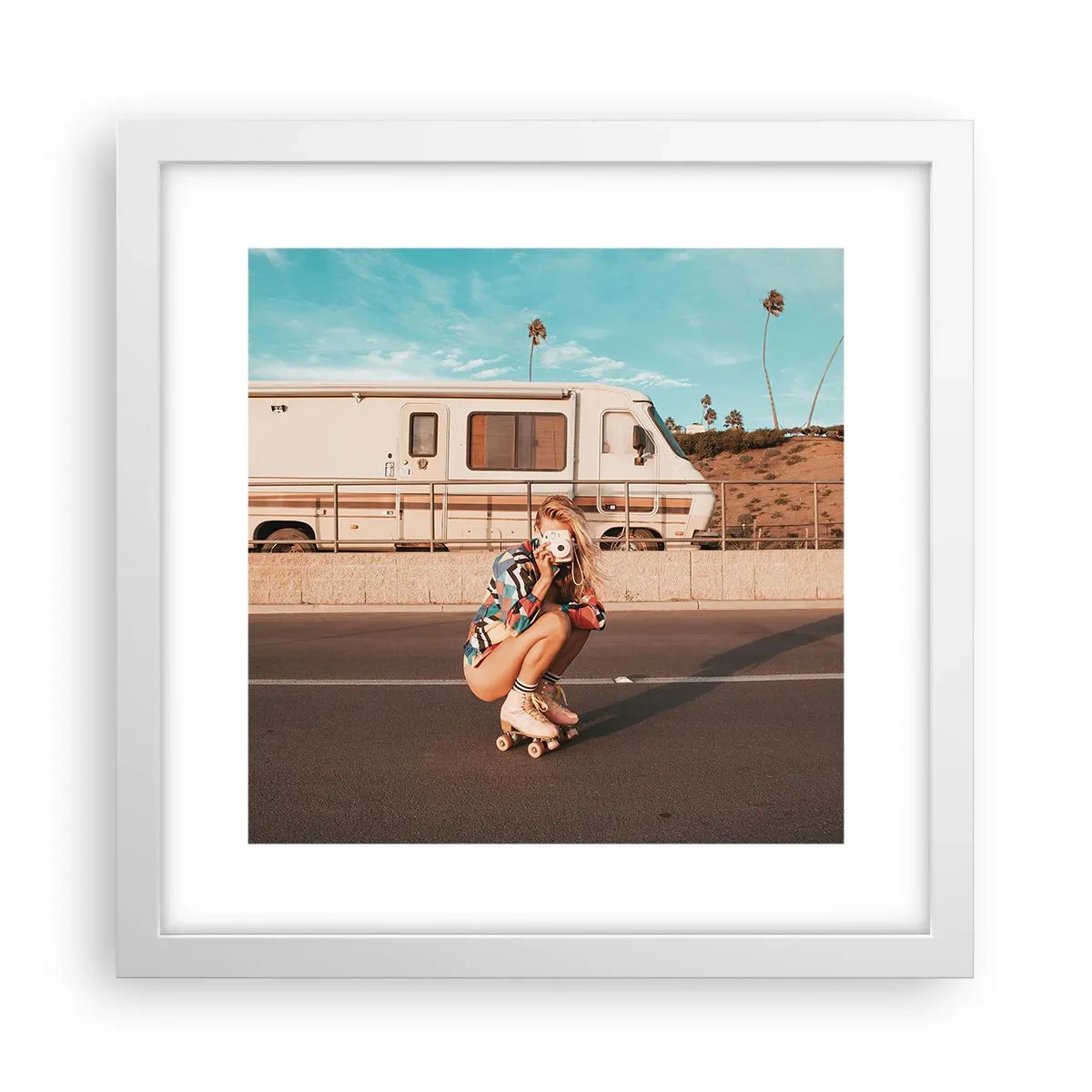 Poster în ramă albă - Zâmbiți, vă rog! - 30x30 cm