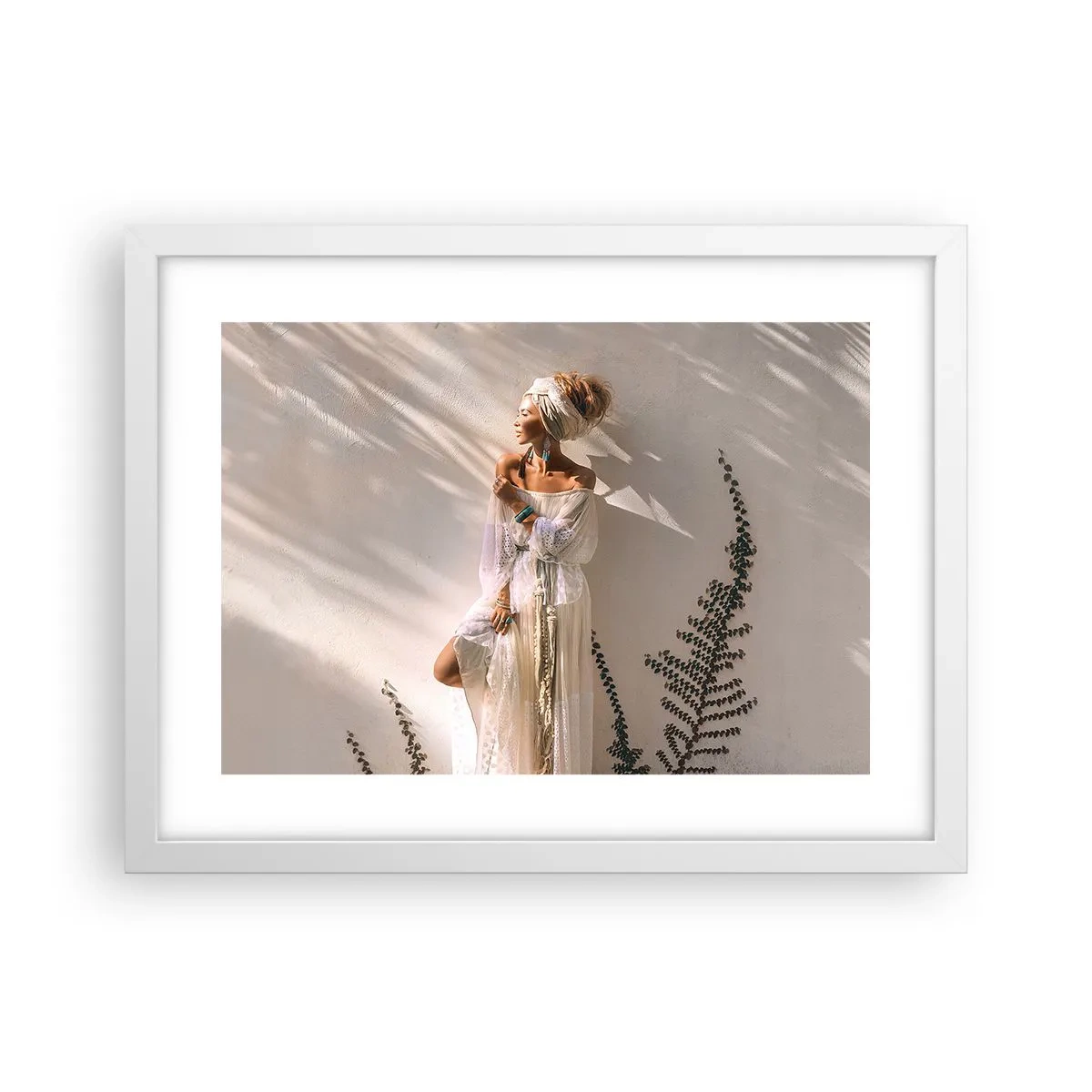 Poster în ramă albă - Soarele și fata - 40x30 cm