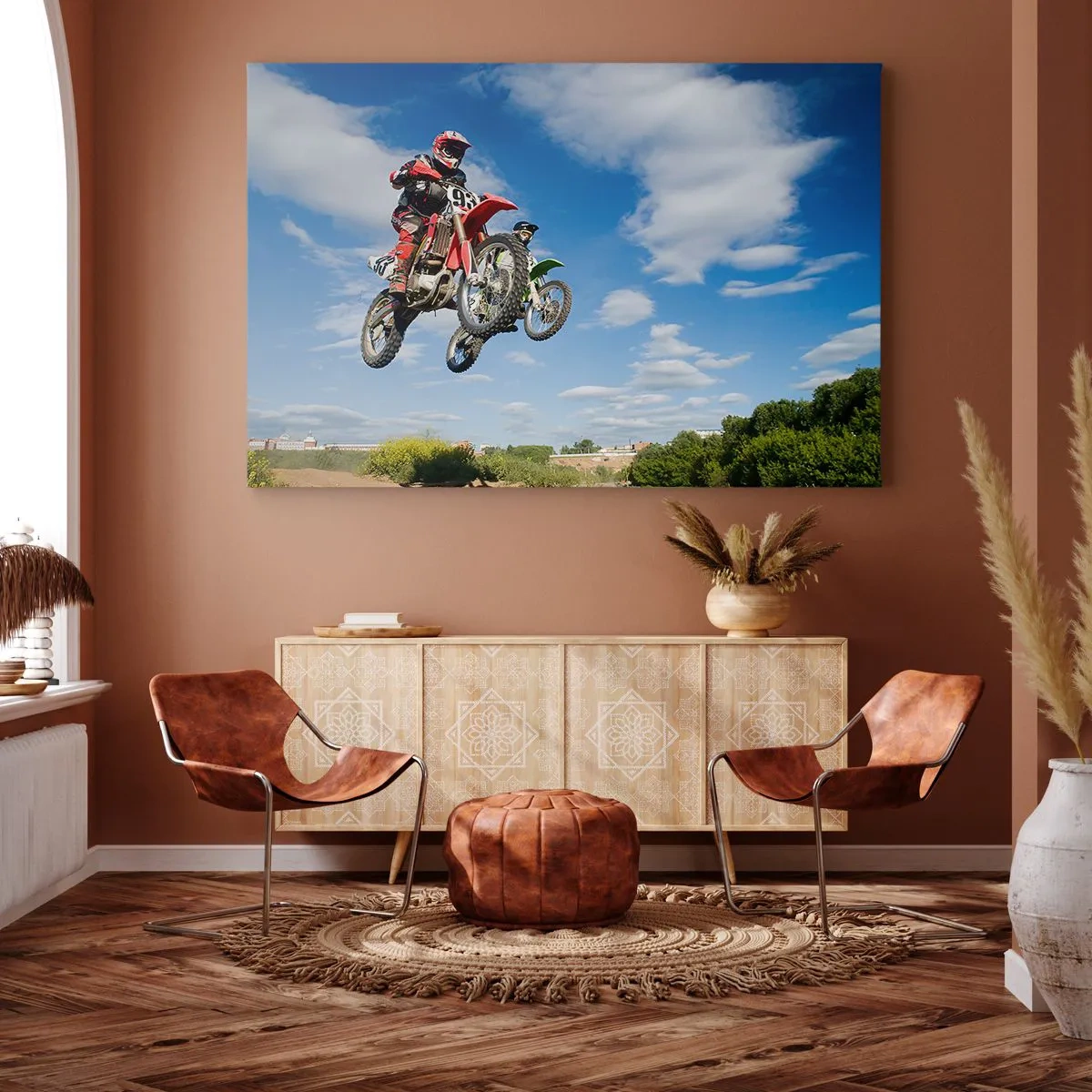 Tablou pe pânză Canvas - Motocrosseri în aer în timpul unei sărituri - 70x50cm - Salt în cer - Decorațiune modernă pentru perete pentru living și dormitor ARTTOR