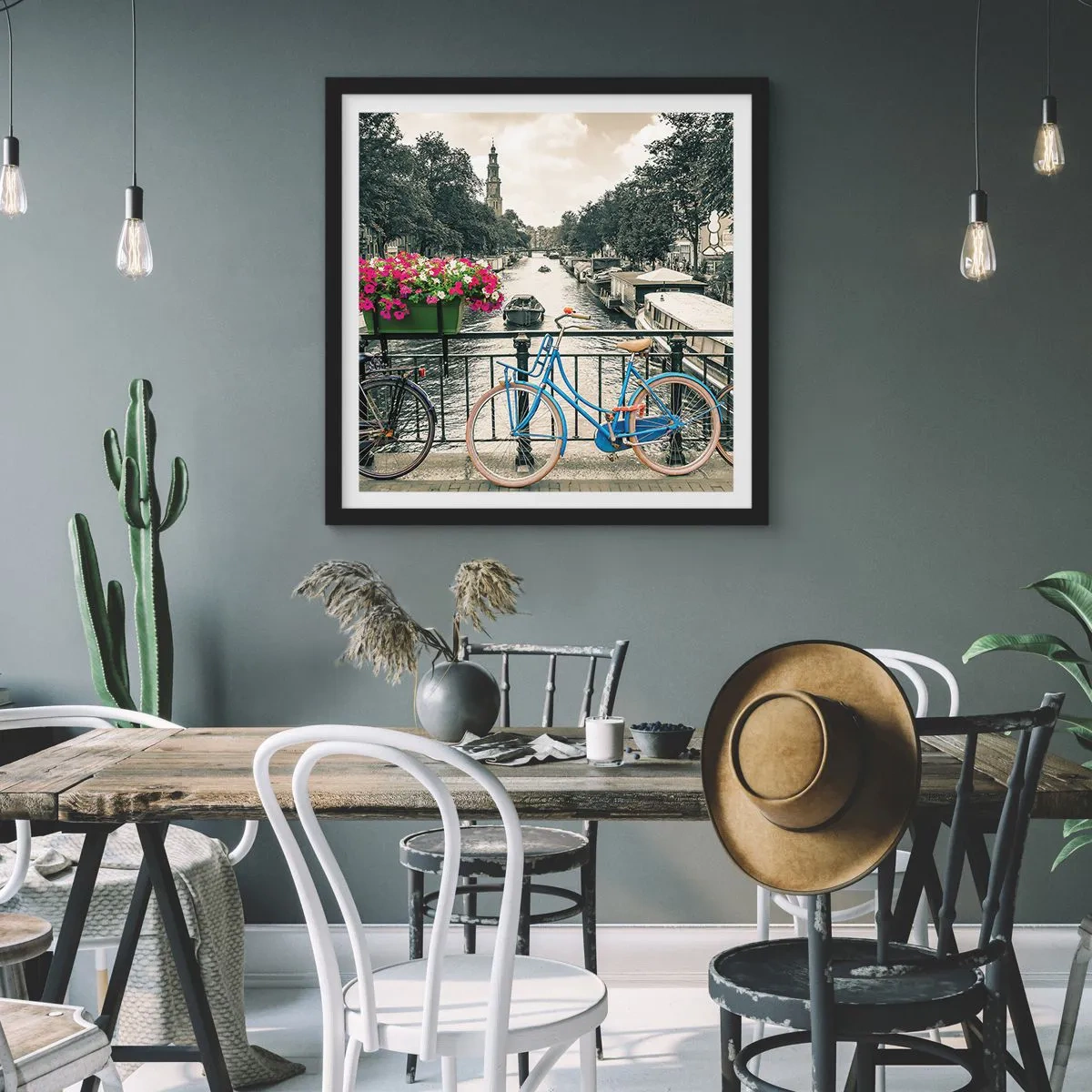 Poster în ramă neagră - Culorile unui canal din Amsterdam - 40x40 cm