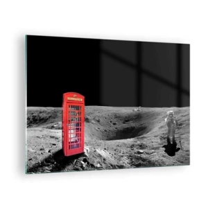 Tablou pe sticlă - O cabină telefonică roșie pe suprafața lunară cu un astronaut - 70x50cm - Glumă cosmică - Decorațiune modernă pentru perete pentru living și dormitor ARTTOR